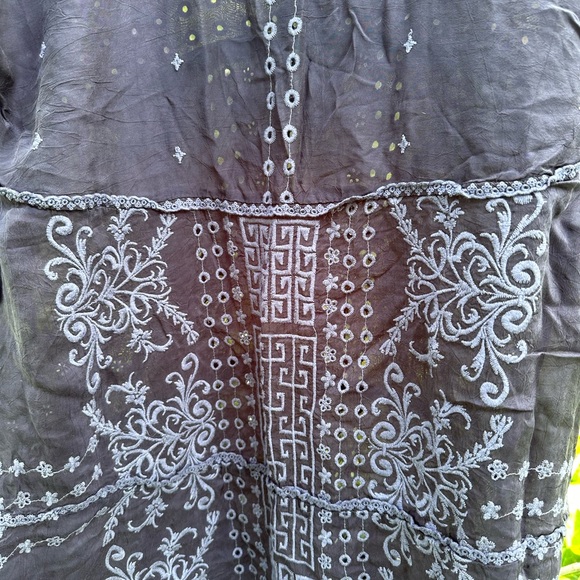 Johnny Was Embroidered Blouse - Picture 3 of 6